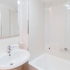 Апартаменты Italianway Garibaldi 55 Studio ванная