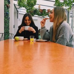 Hub Lisbon Patio Hostel интерьер отеля