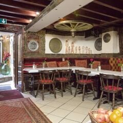 The Bridge Hotel London гостиничный бар