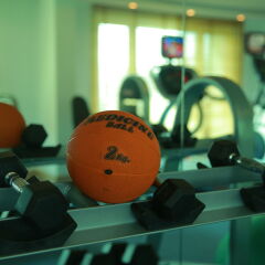 Отель Radisson Hyderabad Hitec City фитнесс-зал