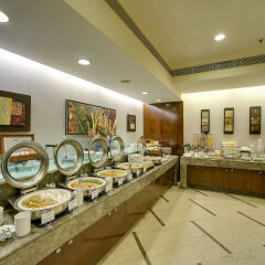Отель The Muse Sarovar Portico - Nehru Place Индия, Нью-Дели - отзывы, цены и фото номеров - забронировать отель The Muse Sarovar Portico - Nehru Place онлайн питание фото 2