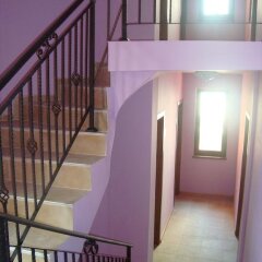 Отель Villa Mari Guest Rooms интерьер отеля