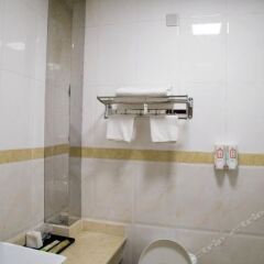 Отель Jinshengyuan Business Hotel Китай, Сиань - отзывы, цены и фото номеров - забронировать отель Jinshengyuan Business Hotel онлайн ванная фото 2