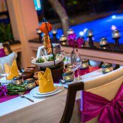 Allegro Hoi An. A Little Luxury Hotel & Spa гостиничный бар