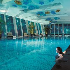 Отель Pudong Shangri-La East Shanghai фитнесс-зал