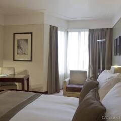 Отель Crowne Plaza Porto комната для гостей фото 2