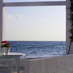 Отель Thalassa Seaside Resort пляж