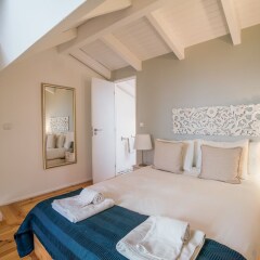Апартаменты Rose Duplex Apartment 5D Лиссабон комната для гостей фото 2