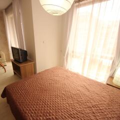 Апартаменты Menada Rainbow Apartments Солнечный берег комната для гостей фото 16