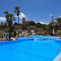 Отель Beach Garden Hotel Мальта, Сан Джулианс - 8 отзывов об отеле, цены и фото номеров - забронировать отель Beach Garden Hotel онлайн бассейн фото 2