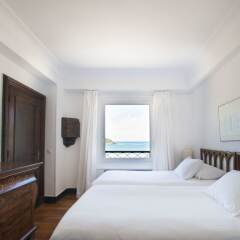 Отель Playa Concha - Iberorent Apartments Испания, Сан-Себастьян - отзывы, цены и фото номеров - забронировать отель Playa Concha - Iberorent Apartments онлайн комната для гостей фото 3