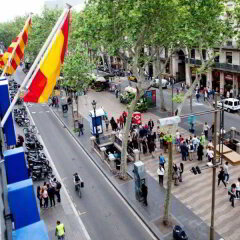 Отель Hostal Bcn Ramblas балкон