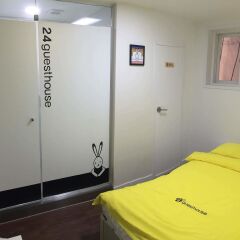 Отель 24 Guesthouse Seoul City Hall сейф в номере