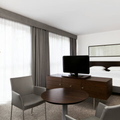 Отель Four Points by Sheraton Bolzano Больцано комната для гостей фото 5
