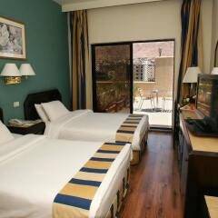 Отель Golden Tulip Aqaba удобства в номере