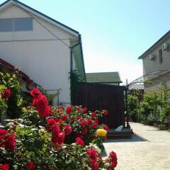 Гостиница Guest House Kalinina Street 133 в Ейске отзывы, цены и фото номеров - забронировать гостиницу Guest House Kalinina Street 133 онлайн Ейск