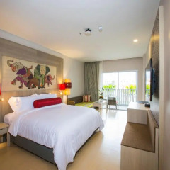 Отель Ramada by Wyndham Phuket Deevana Patong Стандартный номер с различными типами кроватей фото 8