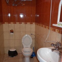 Отель Ivanova Cheshma Guest House Болгария, Варна - отзывы, цены и фото номеров - забронировать отель Ivanova Cheshma Guest House онлайн ванная фото 2