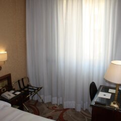 Отель UNAHOTELS Scandinavia Milano Италия, Милан - 2 отзыва об отеле, цены и фото номеров - забронировать отель UNAHOTELS Scandinavia Milano онлайн сейф в номере