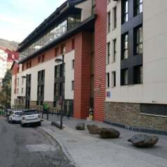 Отель Apartamentos GHM Gorbea парковка