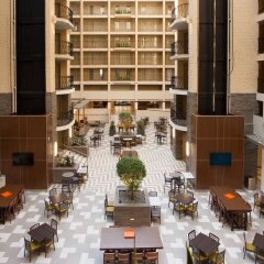 Отель Embassy Suites Bloomington Блумингтон фото 3