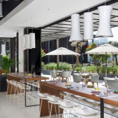 La Ville Hotel & Suites CITY WALK, Dubai, Autograph Collection питание