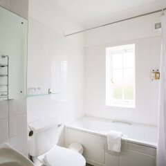 The Izaak Walton Hotel in Newton Solney, United Kingdom from 163$, photos, reviews - zenhotels.com bathroom
