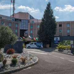 Отель Best Western Chavannes De Bogis парковка