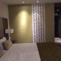 Отель Van der Valk Airporthotel Düsseldorf Германия, Дюссельдорф - отзывы, цены и фото номеров - забронировать отель Van der Valk Airporthotel Düsseldorf онлайн комната для гостей фото 4