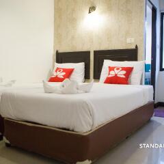 Отель ZEN Rooms Basic Phra Athit Таиланд, Бангкок - отзывы, цены и фото номеров - забронировать отель ZEN Rooms Basic Phra Athit онлайн комната для гостей фото 2