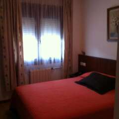 Отель Hostal Adelia комната для гостей фото 4
