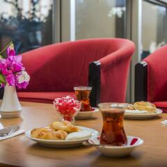 Santa Marina Hotel в номере