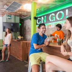 Urbany Hostel Bcn Go! Барселона гостиничный бар