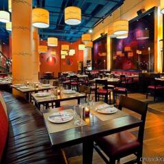 Отель Hilton New York Fashion District США, Нью-Йорк - отзывы, цены и фото номеров - забронировать отель Hilton New York Fashion District онлайн питание фото 2