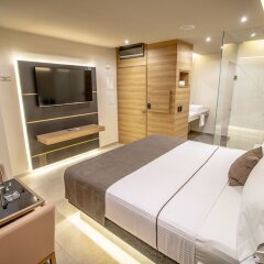 Отель Heat Suites - Adults Only сауна