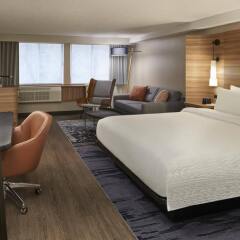 Отель Fairfield by Marriott Montreal Downtown Канада, Монреаль - отзывы, цены и фото номеров - забронировать отель Fairfield by Marriott Montreal Downtown онлайн комната для гостей фото 3