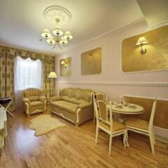 Гостиница Шале Грааль Апарт-Отель Украина, Трускавец - отзывы, цены и фото номеров - забронировать гостиницу Шале Грааль Апарт-Отель онлайн комната для гостей фото 5