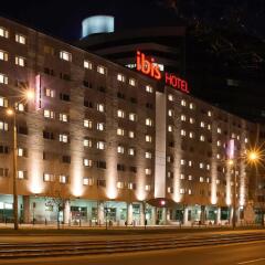 Отель Ibis Warszawa Centrum вид на фасад