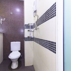 Отель OYO 157 Norbu Hotel Малайзия, Куала-Лумпур - отзывы, цены и фото номеров - забронировать отель OYO 157 Norbu Hotel онлайн ванная фото 2