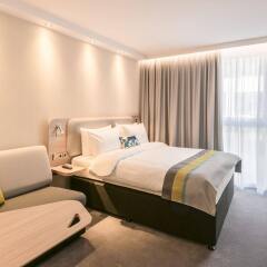 Отель Holiday Inn Express Cologne - City Centre Кёльн комната для гостей