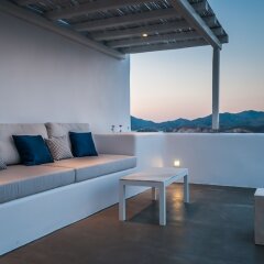 Milos Breeze Boutique Hotel развлечения