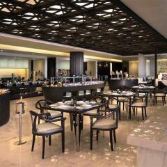 Отель Sofitel Abu Dhabi Corniche ОАЭ, Абу-Даби - 1 отзыв об отеле, цены и фото номеров - забронировать отель Sofitel Abu Dhabi Corniche онлайн питание