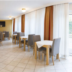 Отель Residenz Donaucity Австрия, Вена - отзывы, цены и фото номеров - забронировать отель Residenz Donaucity онлайн питание фото 2