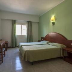 Hotel Riutort комната для гостей фото 3