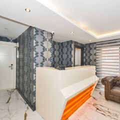 Отель Gen Suites бассейн