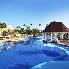 Отель Luxury Bahia Principe Ambar - Adults Only All Inclusive Доминикана, Пунта Кана - отзывы, цены и фото номеров - забронировать отель Luxury Bahia Principe Ambar - Adults Only All Inclusive онлайн бассейн