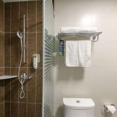 Отель ibis Xi'an North Second Ring Weiyang Rd Hotel Китай, Сиань - отзывы, цены и фото номеров - забронировать отель ibis Xi'an North Second Ring Weiyang Rd Hotel онлайн ванная фото 2
