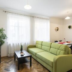 Апартаменты Hybernska Apartments комната для гостей