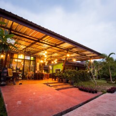 Отель Siri Lanta Resort Ланта фото 12