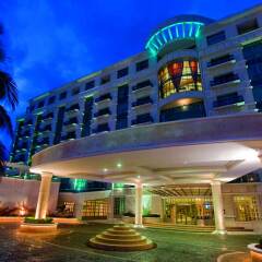 Отель Sandos Cancun Lifestyle Resort All Inclusive Мексика, Канкун - 9 отзывов об отеле, цены и фото номеров - забронировать отель Sandos Cancun Lifestyle Resort All Inclusive онлайн вид на фасад